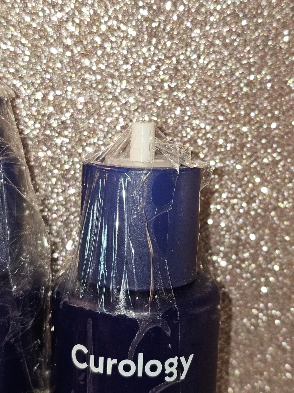 Gentle Cleanser – Navy Blue Lightweight Face Cleanser